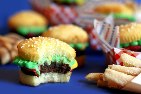 20-idees-absolument-geniales-pour-concevoir-des-cupcakes-creatifs-et-originauxcrop