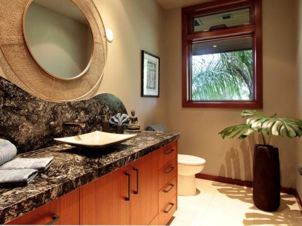 Magnificent-North-Shore-Beachfront-Home-23