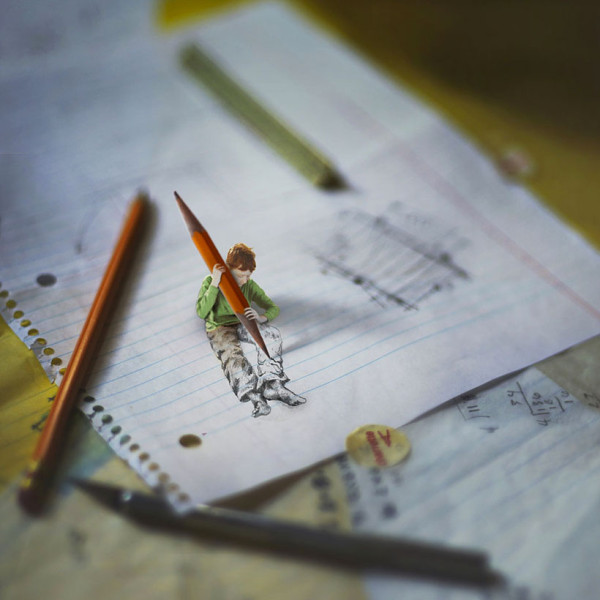 univers-miniature-pour-talent-immense-a-14-ans-il-realise-des-autoportraits-stupefiants-21