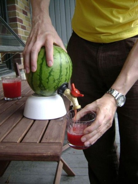 01-how_to_make_a_watermelon_keg