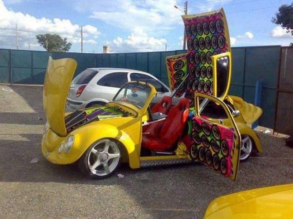 01-the_good_bad_and_funny_moments_people_have_with_their_car