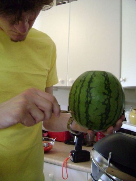 06-how_to_make_a_watermelon_keg