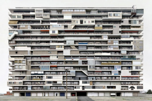 19-realisations-surrealistes-qui-vont-vous-faire-voir-larchitecture-sous-un-autre-angle2