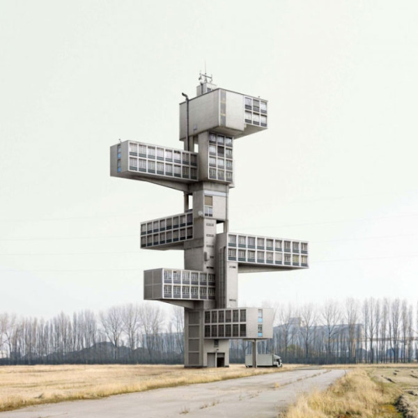19-realisations-surrealistes-qui-vont-vous-faire-voir-larchitecture-sous-un-autre-angle9