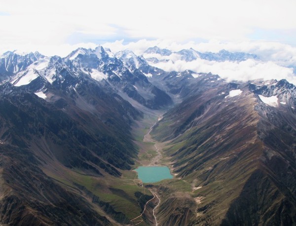 21_routes_spectaculaires_que_vous_devez_parcourir_au_moins_une_fois_dans_votre_vie_12