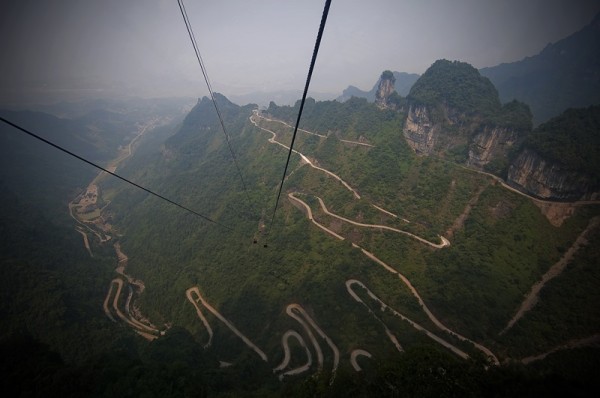 21_routes_spectaculaires_que_vous_devez_parcourir_au_moins_une_fois_dans_votre_vie_5bis1