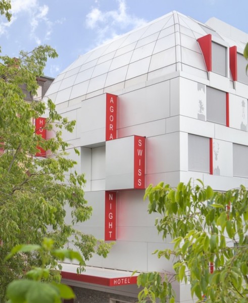Agora-Swiss-Hotel1-640x781