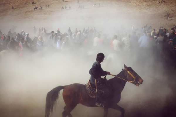 KaresLeRoy_Buzkashi