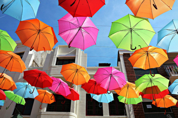 Patrícia-Almeida-Umbrellas-Portugal-7