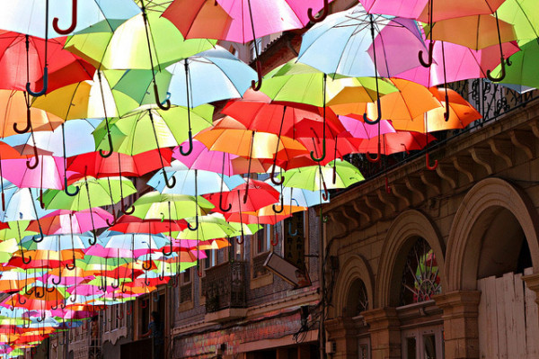 Patrícia-Almeida-Umbrellas-Portugal-8