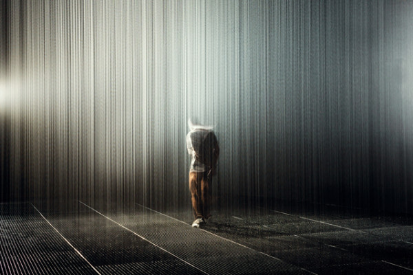 SOMESLASHTHINGS AGENCY cwg random international rain room barbican 03