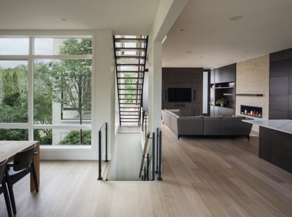 Uncluttered-Environment