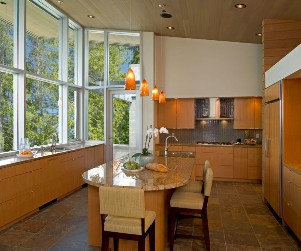 Warm-Orange-Kitchen