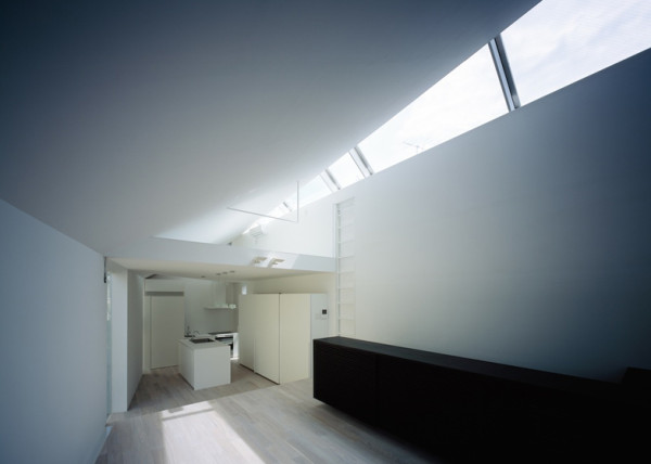 dezeen_Arrow-by-Apollo_ss_5