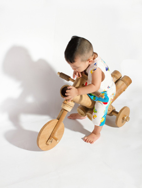 dezeen_Bamboo-tricycle-by-a21-studio_7