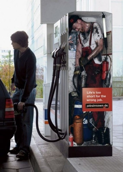 01-impactful_outdoor_adverts_that_are_pure_creative_brilliance_640_high