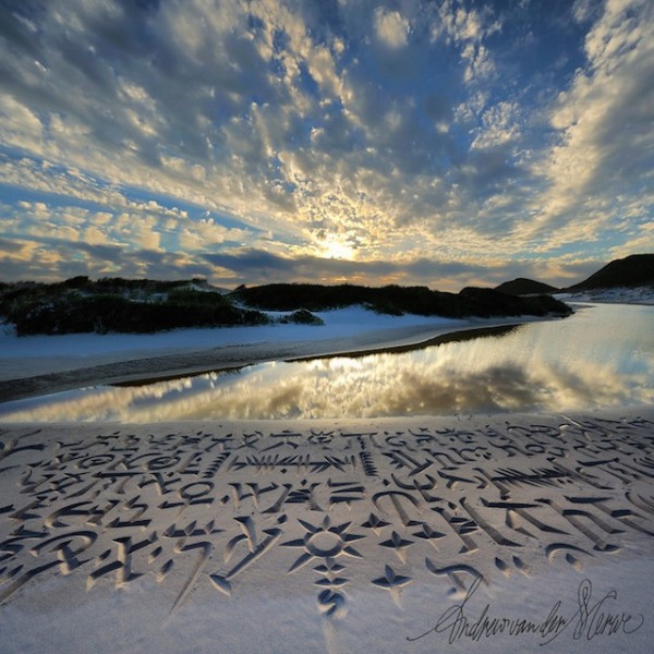Amazing-Beach-Calligraphy4a