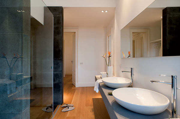 Details-Luxury-Bathroom