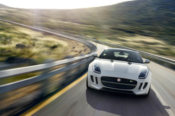 Jaguar_F_Type_R_Coupe_009