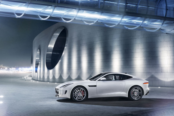 Jaguar_F_Type_R_Coupe_022